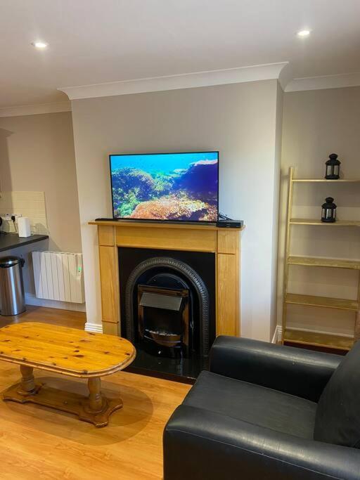 2 Bed Cosy Apartment In Heart Of Mullingar. Esterno foto
